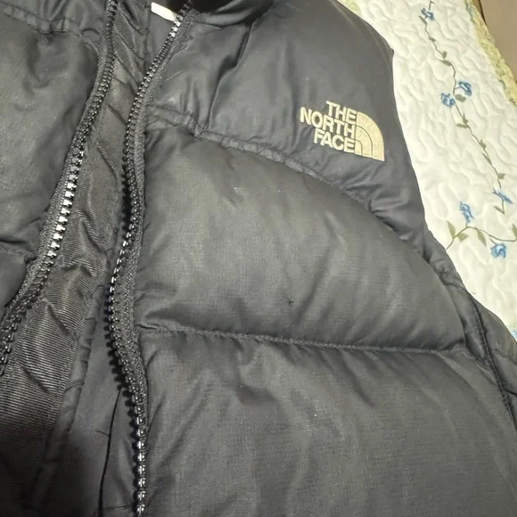 The North Face Charcoal Puffer Vest - Picture 5 of 7